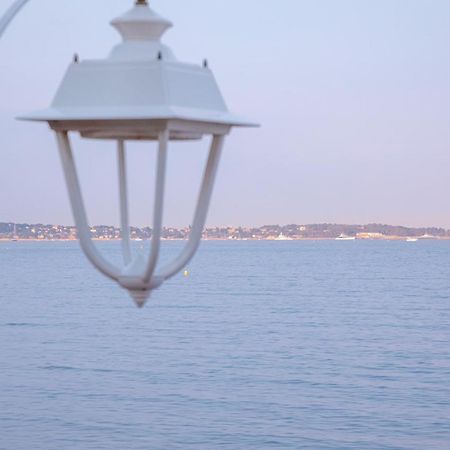 " Nid D'Amour " Evasion De Reve - Pieds Dans L'Eau Face A La Mer 戛纳 外观 照片